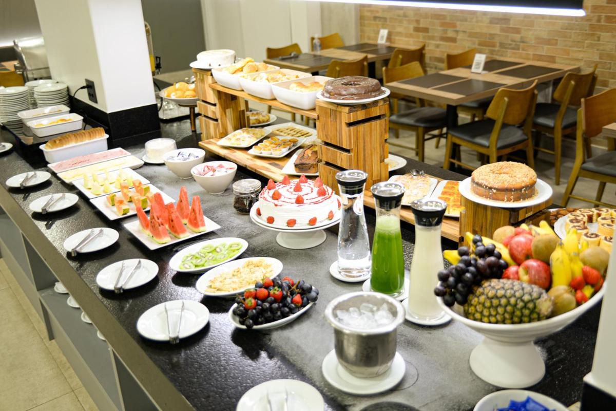 Hotel Carlton Plaza 3*